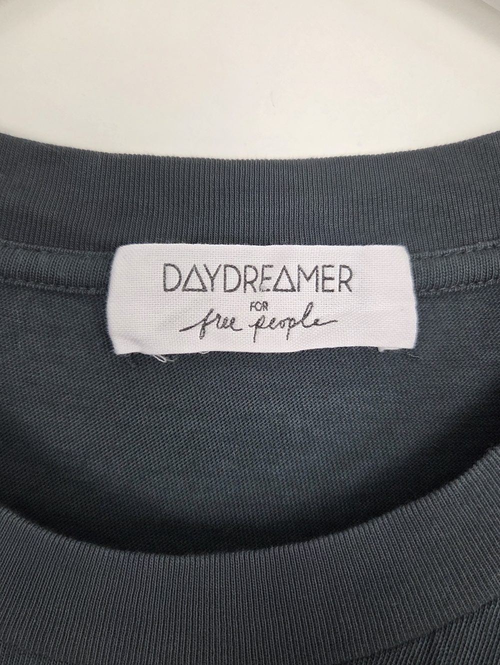 Free People x Daydreamer Shirt Womens Small Retro Black Biggie Slit Hi Lo Tee XS - Picture 8 of 11